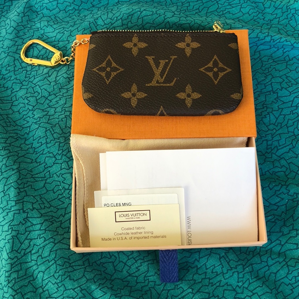 💙💙 Louis Vuitton Monogram Key Cles 💙💙